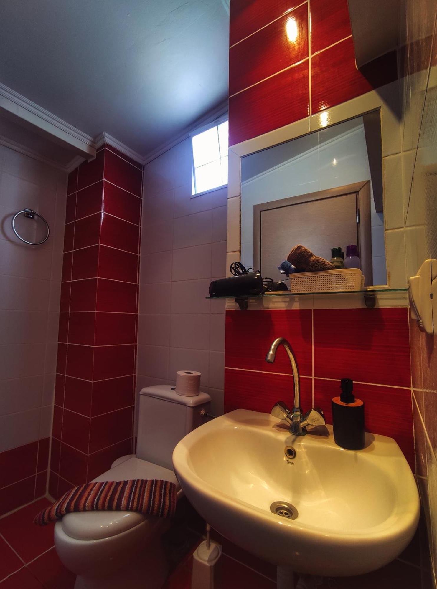 Rena'S Rooms Μελίντα Melinta Oda fotoğraf