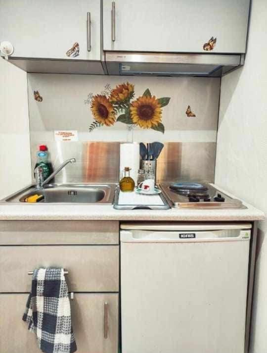 Rena'S Rooms Μελίντα Melinta Dış mekan fotoğraf